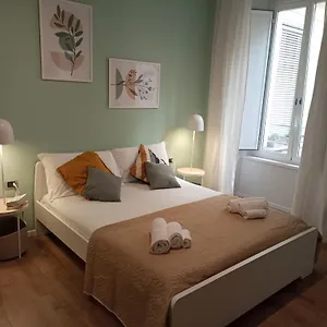 2* Affittacamere 111 Coladirienzo - By Ad